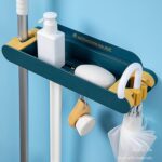 Support Mural Multifonction – Porte-Balais & Étagère, Crochets Intégrés – Image 2