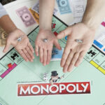 Monopoly Classique – Le Jeu de Société Indémodable – Image 4