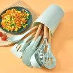 Set d’Ustensiles de Cuisine 12 Pièces en Silicone & Bois – Résistants & Élégants