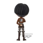 Figurine originale Attack on Titan – Levi Ackerman Q Posket Bandai Banpresto (16 cm) – Image 3