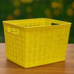 Panier de rangement en plastique tressé – Simply Essential – Grand format 36x30x22 cm (Jaune) – Image 4