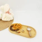 petit plateau en bois ovale